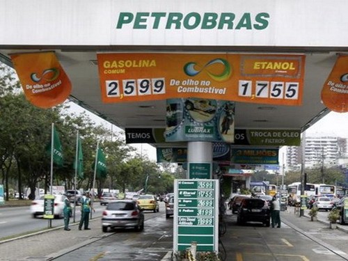 Brazil to investigate 54 politicians relating to Petrobras corruption - ảnh 1